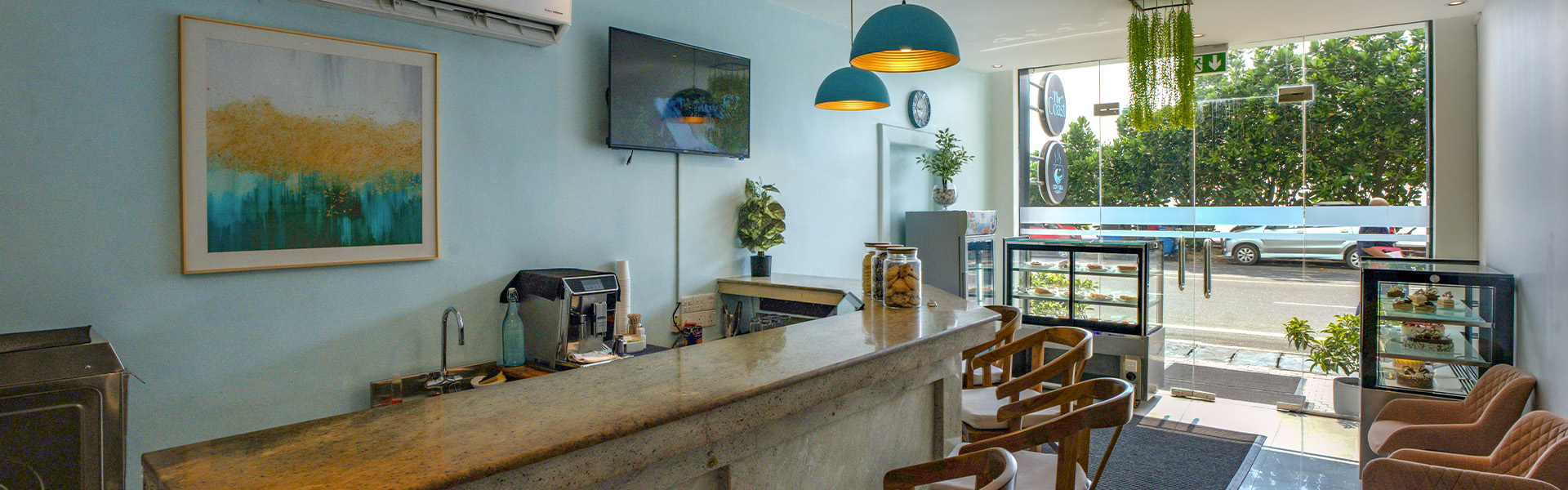 MARINE BAY CAFE "COF-SEA CAFE"